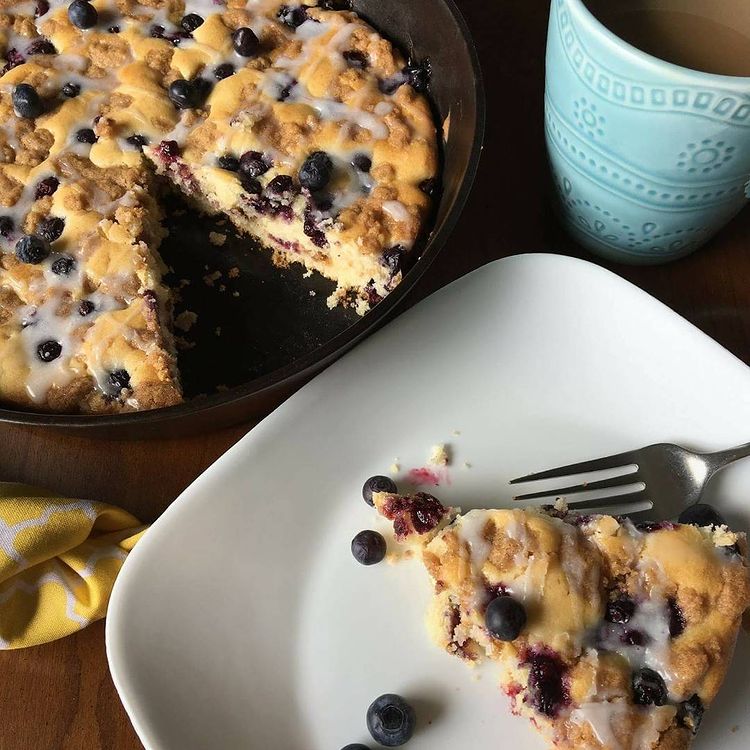 Cast Iron Blueberry Streusel Coffee Cake