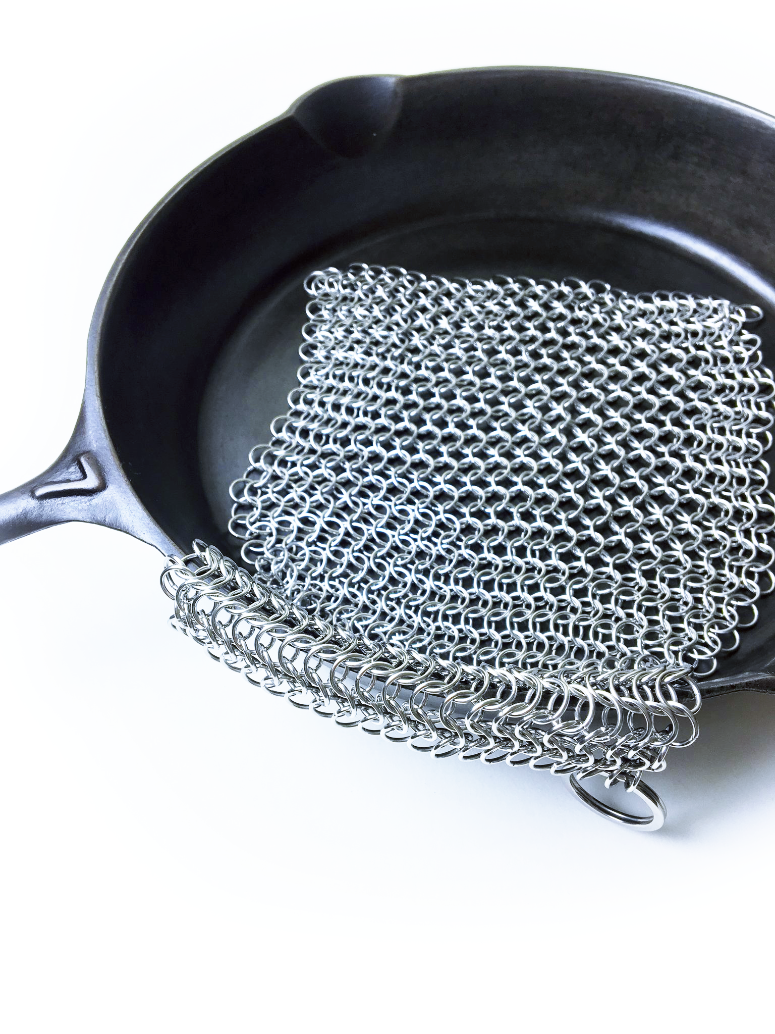Cast Iron Cleaner Combo II - Crisbee Puck® & Chain Mail Scrubber – Crisbee Cast  Iron Seasoning